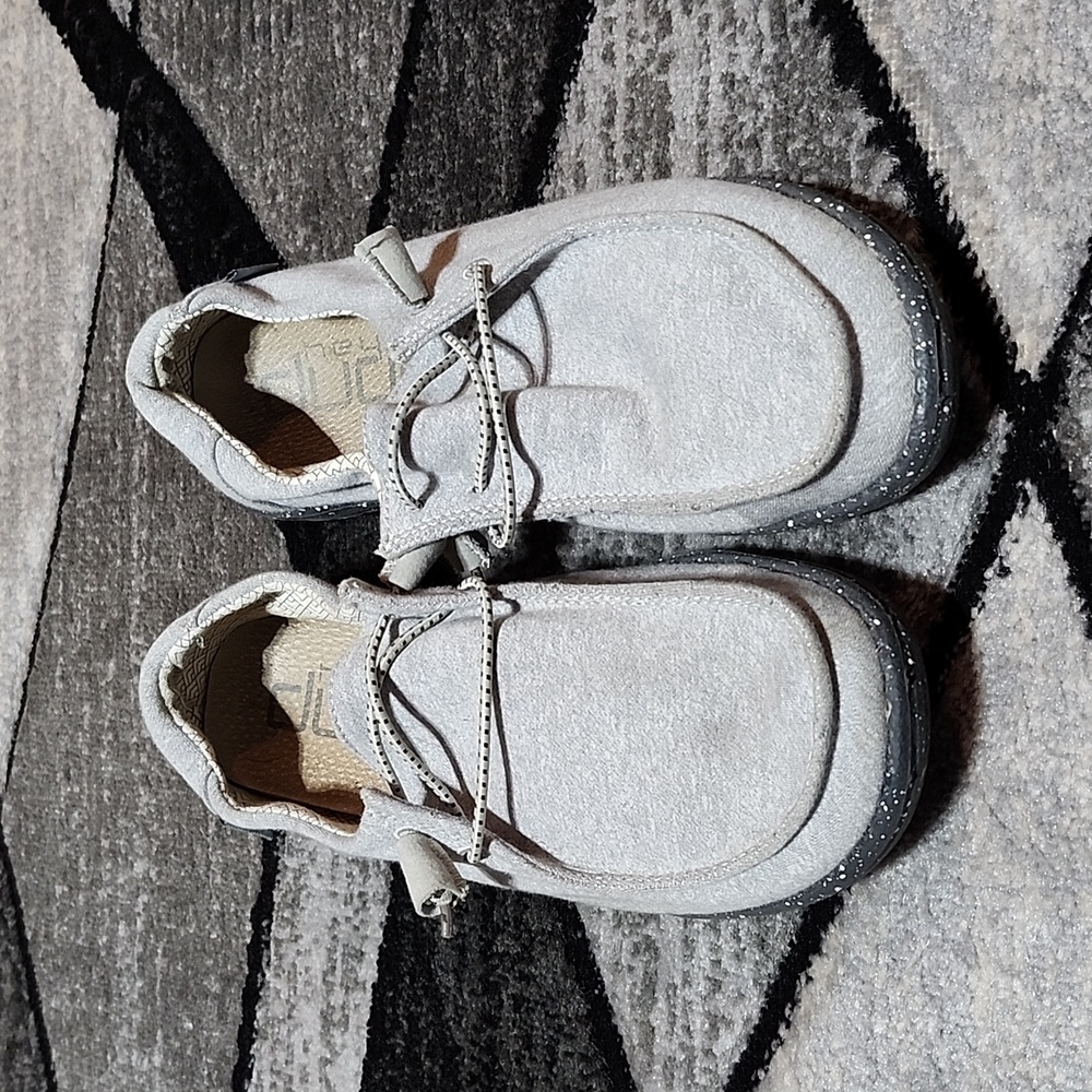 HEYDUDE WENDY STONE GREY SNEAKERS SIZE 8
